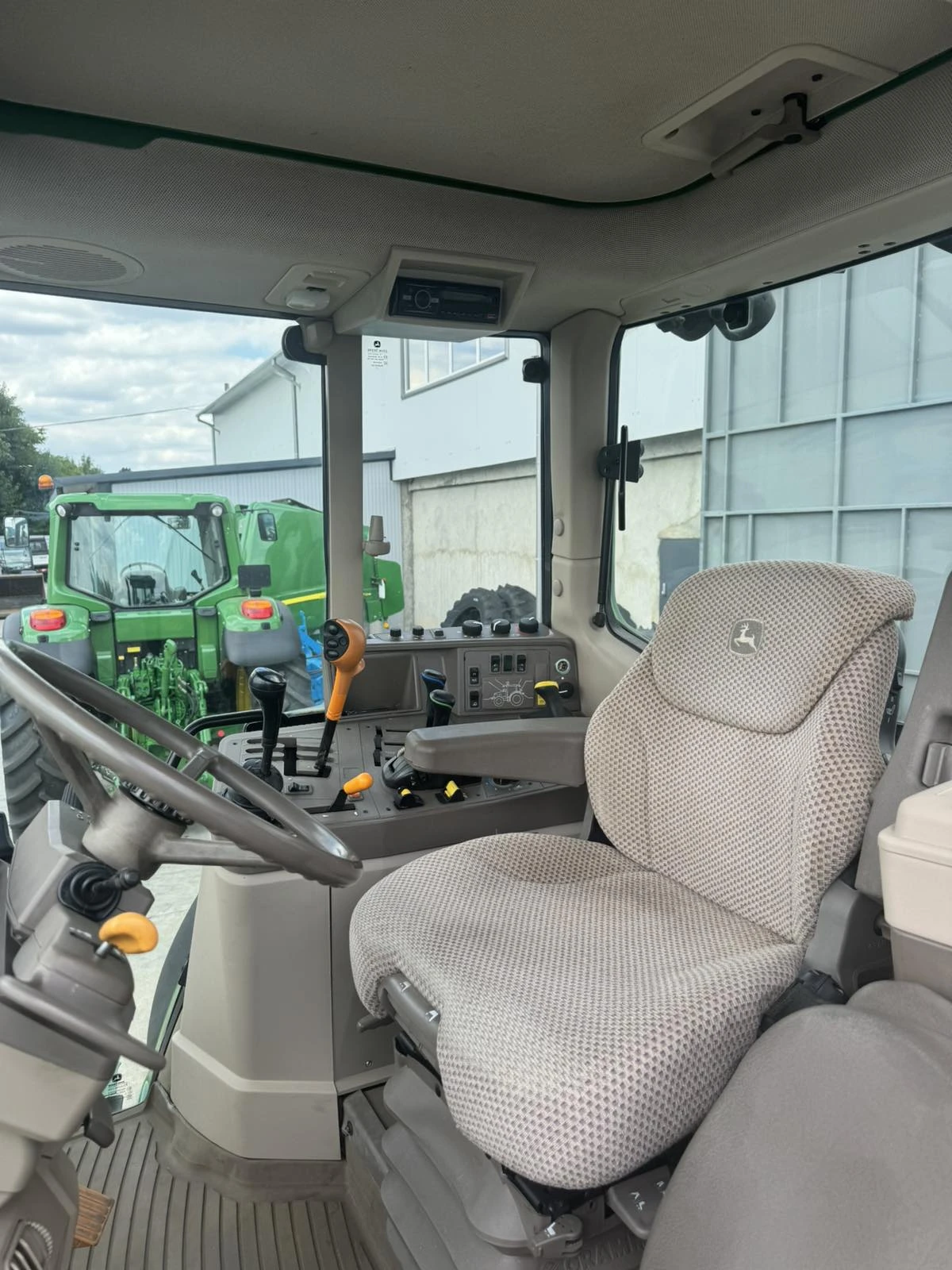 Трактор John Deere 6170M - лизинг - изображение 10
