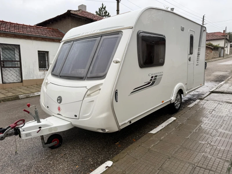 Каравана Swift Charisma 230, снимка 6 - Каравани и кемпери - 52107403