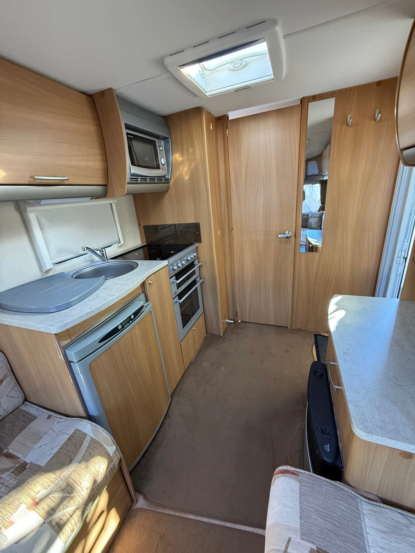Каравана Swift Charisma 230 - изображение 10