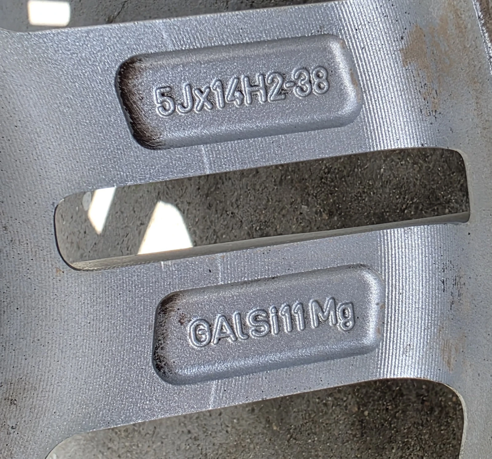 ���� � ������ 175/65R14 | Mobile.bg � ����������� 7