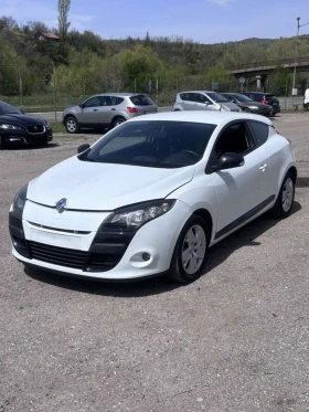 Renault Megane 1.4i-КЛИМАТРОНИК, снимка 2
