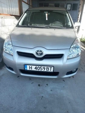 Toyota Corolla verso  2.2 Д 4 Д, снимка 1