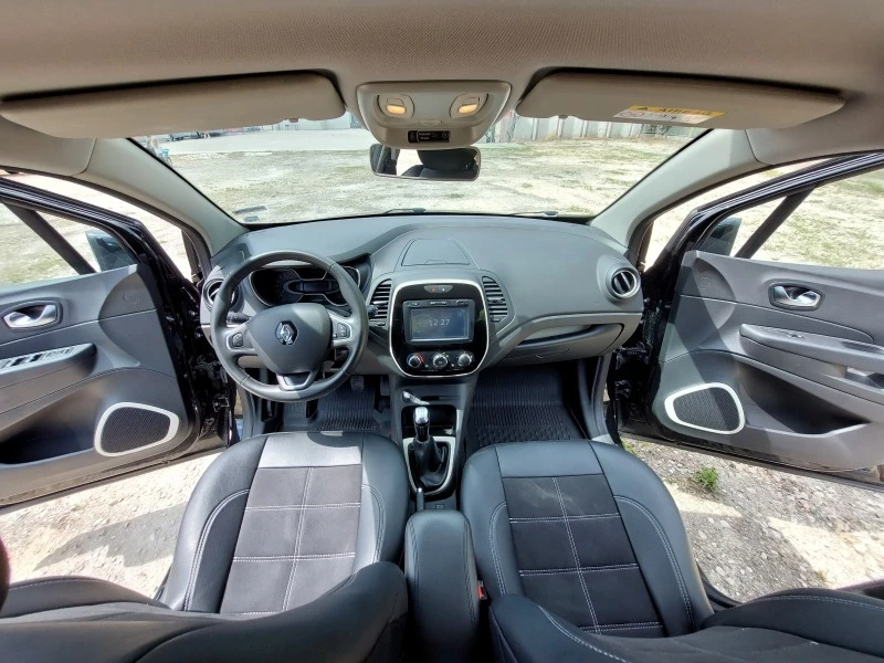 Renault Captur, снимка 7 - Автомобили и джипове - 47273704