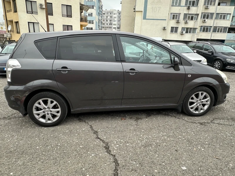 Toyota Corolla verso D4D, снимка 6 - Автомобили и джипове - 48240198