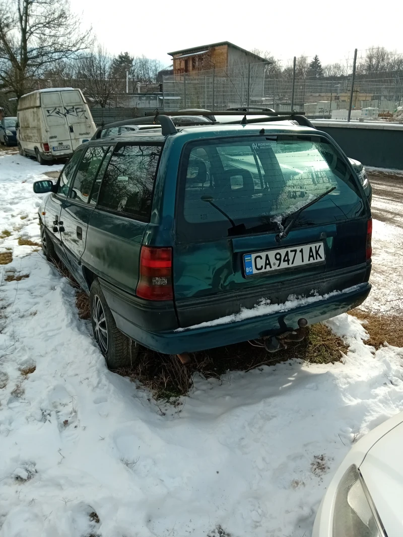 Opel Astra, снимка 2 - Автомобили и джипове - 49157067