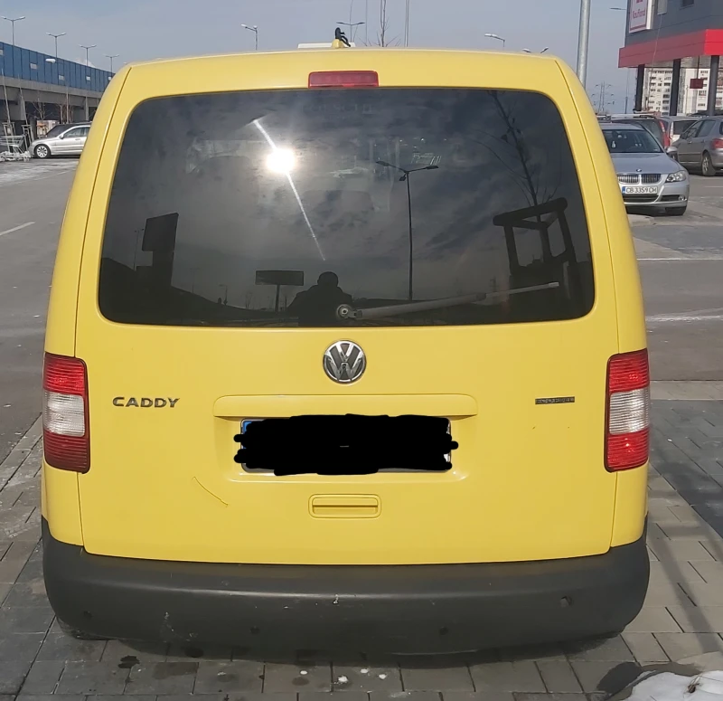 VW Caddy, снимка 2 - Автомобили и джипове - 49246328