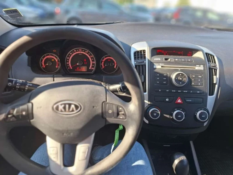 Kia Ceed * 1.4i* 90HP* FACE* EURO 5* * G4FA* * , снимка 4 - Автомобили и джипове - 49278990