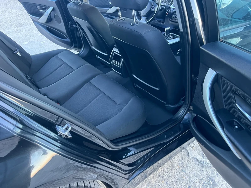 BMW 320 d , снимка 13 - Автомобили и джипове - 50941136