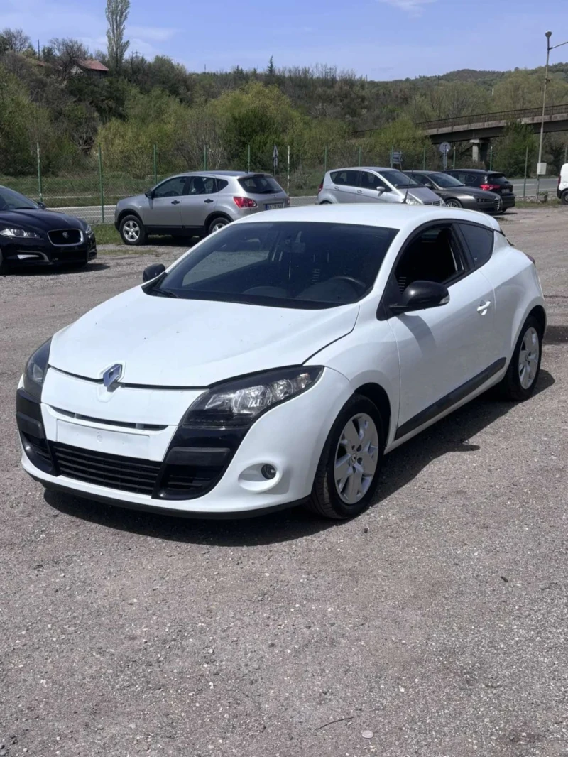 Renault Megane 1.4i-КЛИМАТРОНИК, снимка 2 - Автомобили и джипове - 51906532