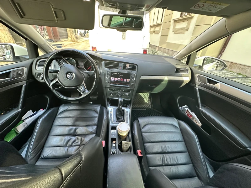 VW Golf, снимка 8 - Автомобили и джипове - 51360097