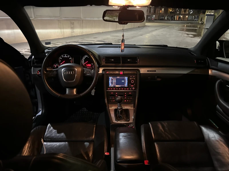 Audi A4, снимка 10 - Автомобили и джипове - 52879920