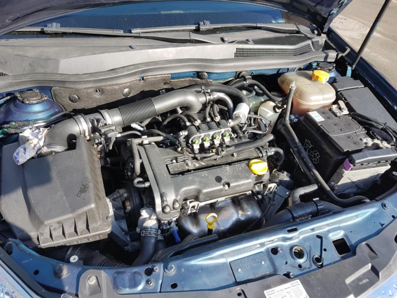 Opel Astra, снимка 5 - Автомобили и джипове - 52613946