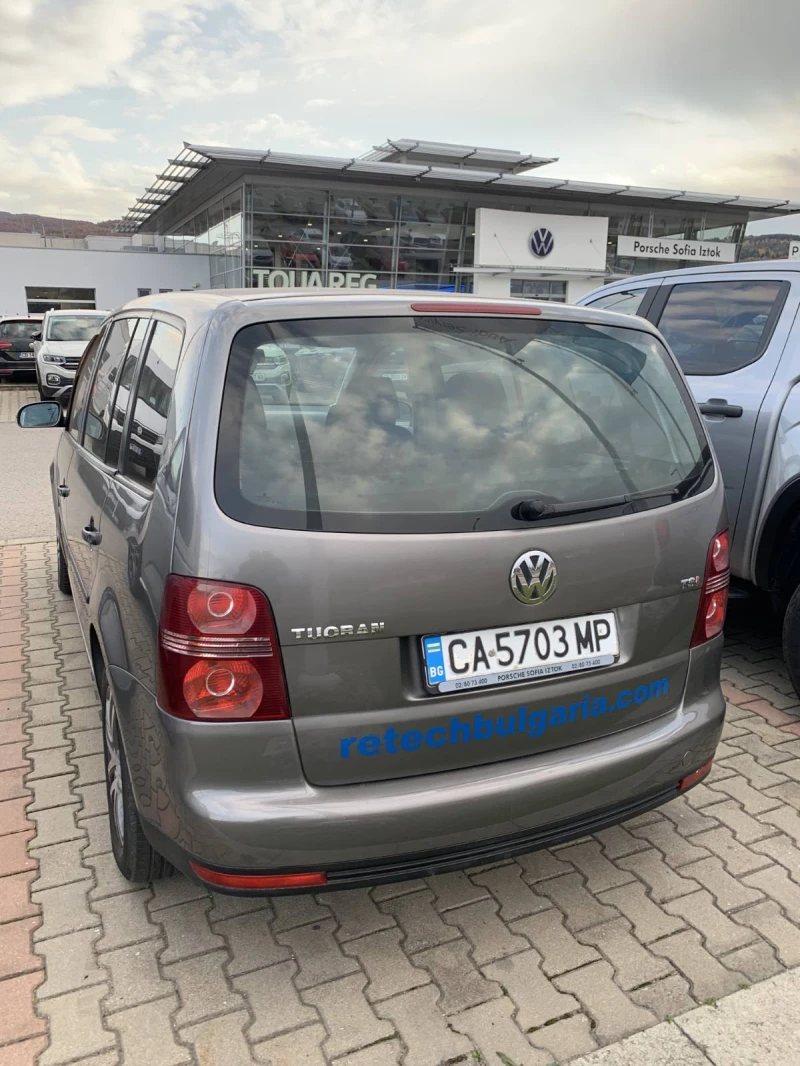 VW Touran 1.4 TSI, снимка 3 - Автомобили и джипове - 52631523