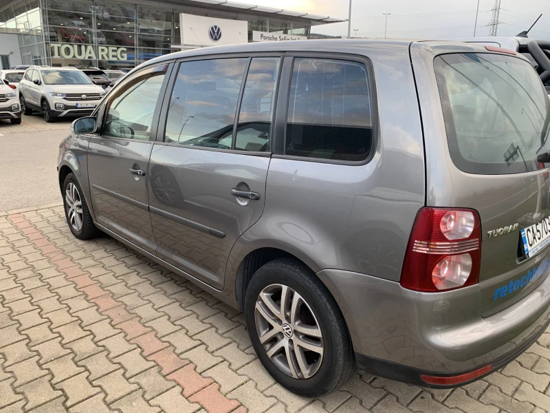 VW Touran 1.4 TSI, снимка 2 - Автомобили и джипове - 52631523