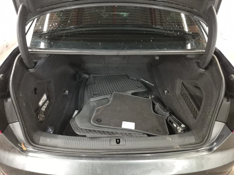 Audi A4 * PROGRESSIV * CARFAX * БЕЗ ПЪРВОНАЧАЛНА ВНОСКА, снимка 16 - Автомобили и джипове - 52789077