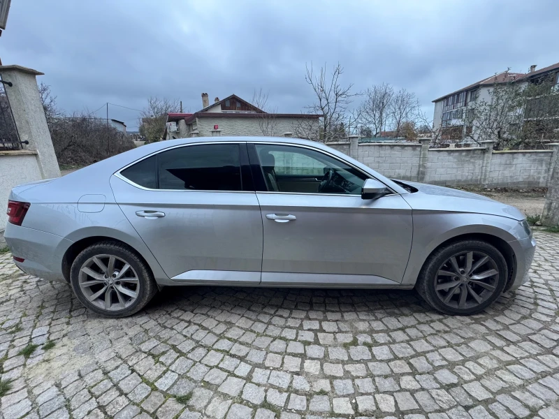 Skoda Superb 2.0 TSI 280 кс, снимка 7 - Автомобили и джипове - 52858839
