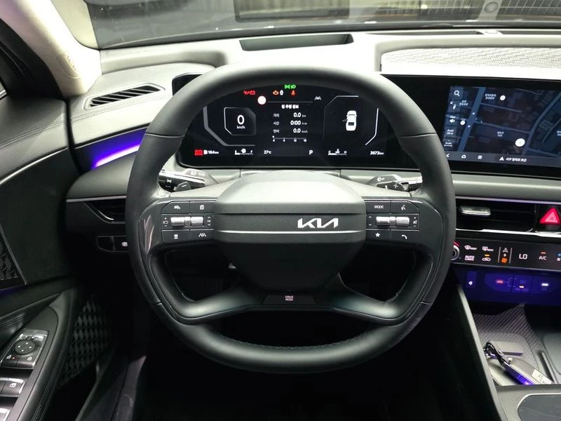 Kia K8 2.5 Automatic, снимка 13 - Автомобили и джипове - 55880400