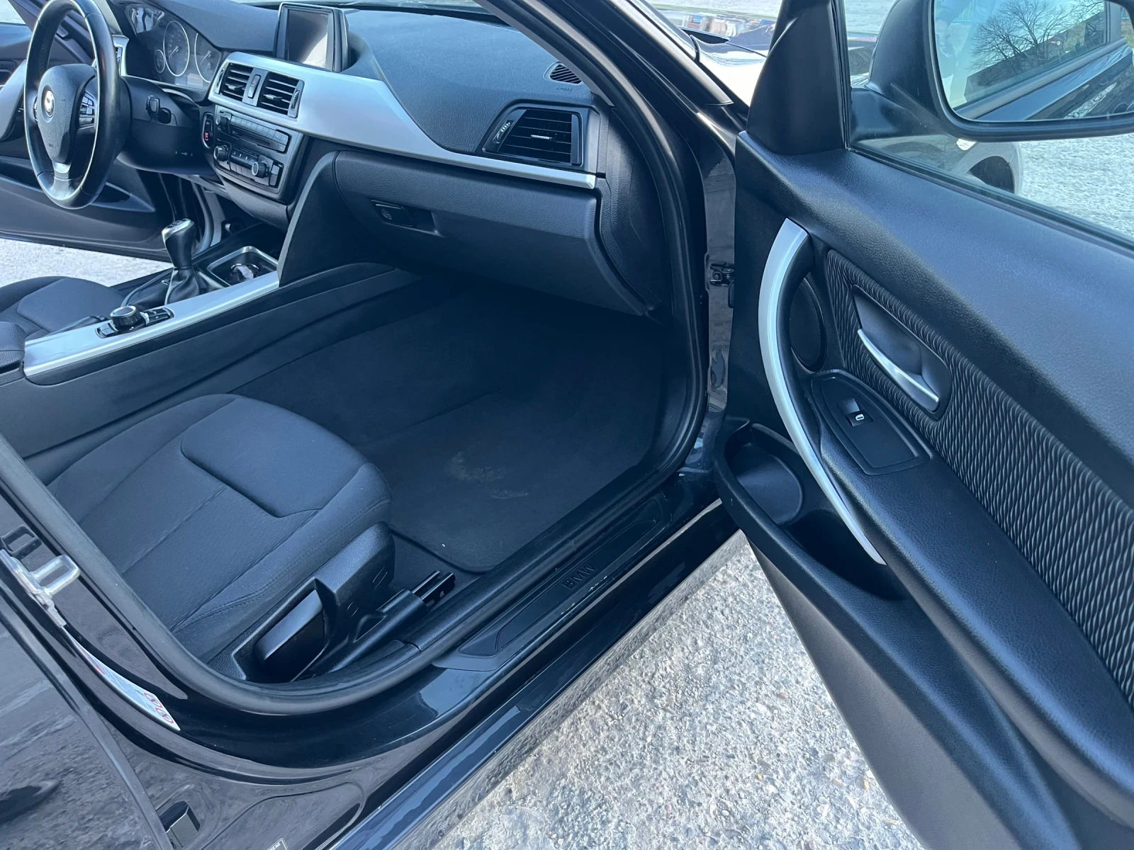 BMW 320 d  | Mobile.bg — изображение 14