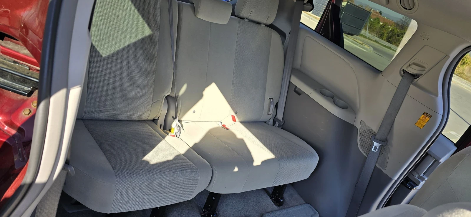 Toyota Sienna 3.5 V6 FWD 267к.с. - изображение 10