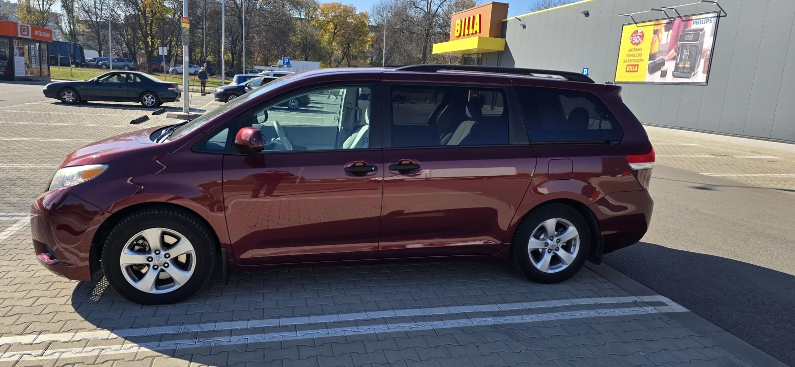 Toyota Sienna 3.5 V6 FWD 267к.с. - изображение 3