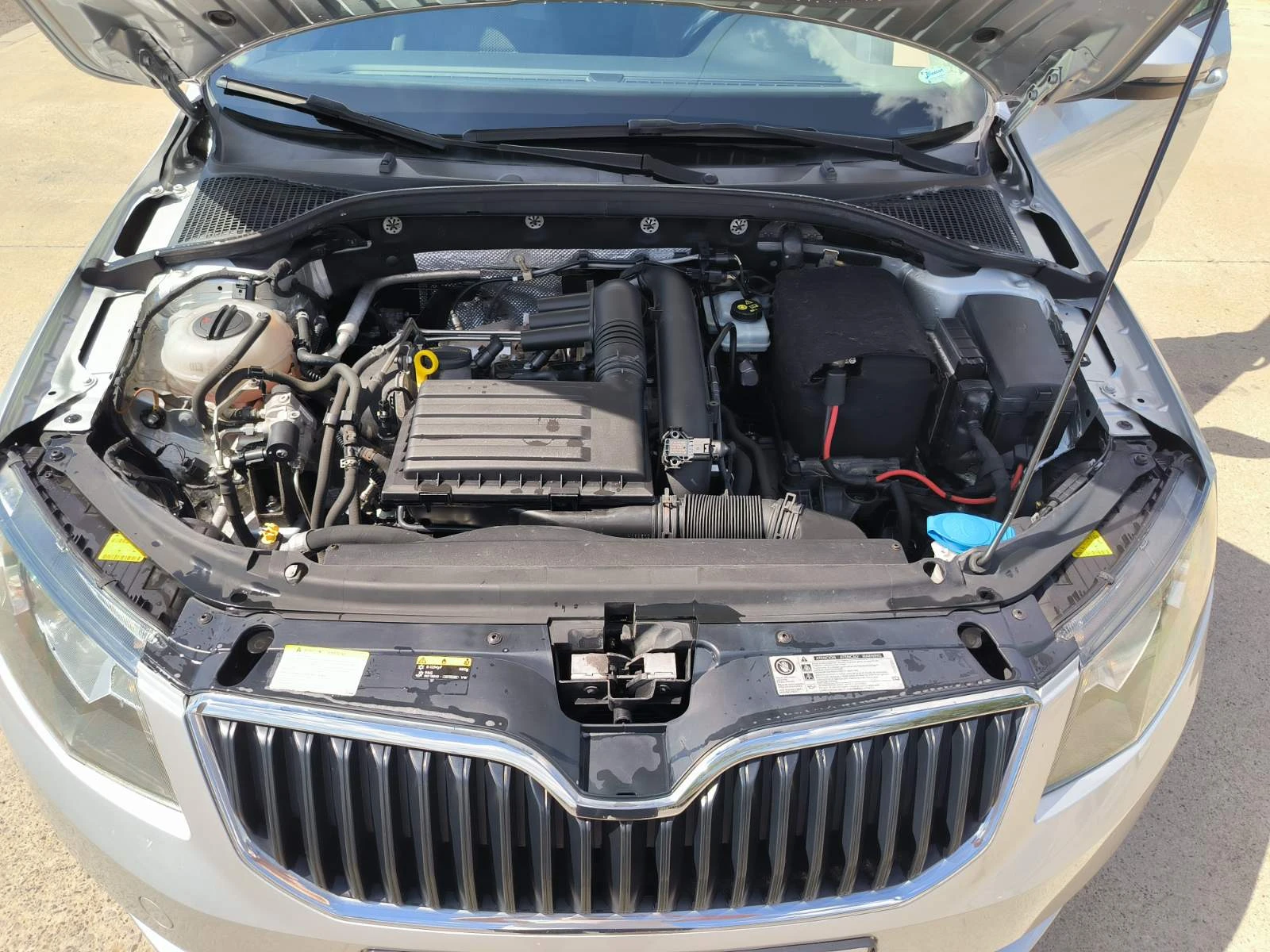 Skoda Octavia 1.4i-G-tec-Navi-Automat-Euro-6B - изображение 9