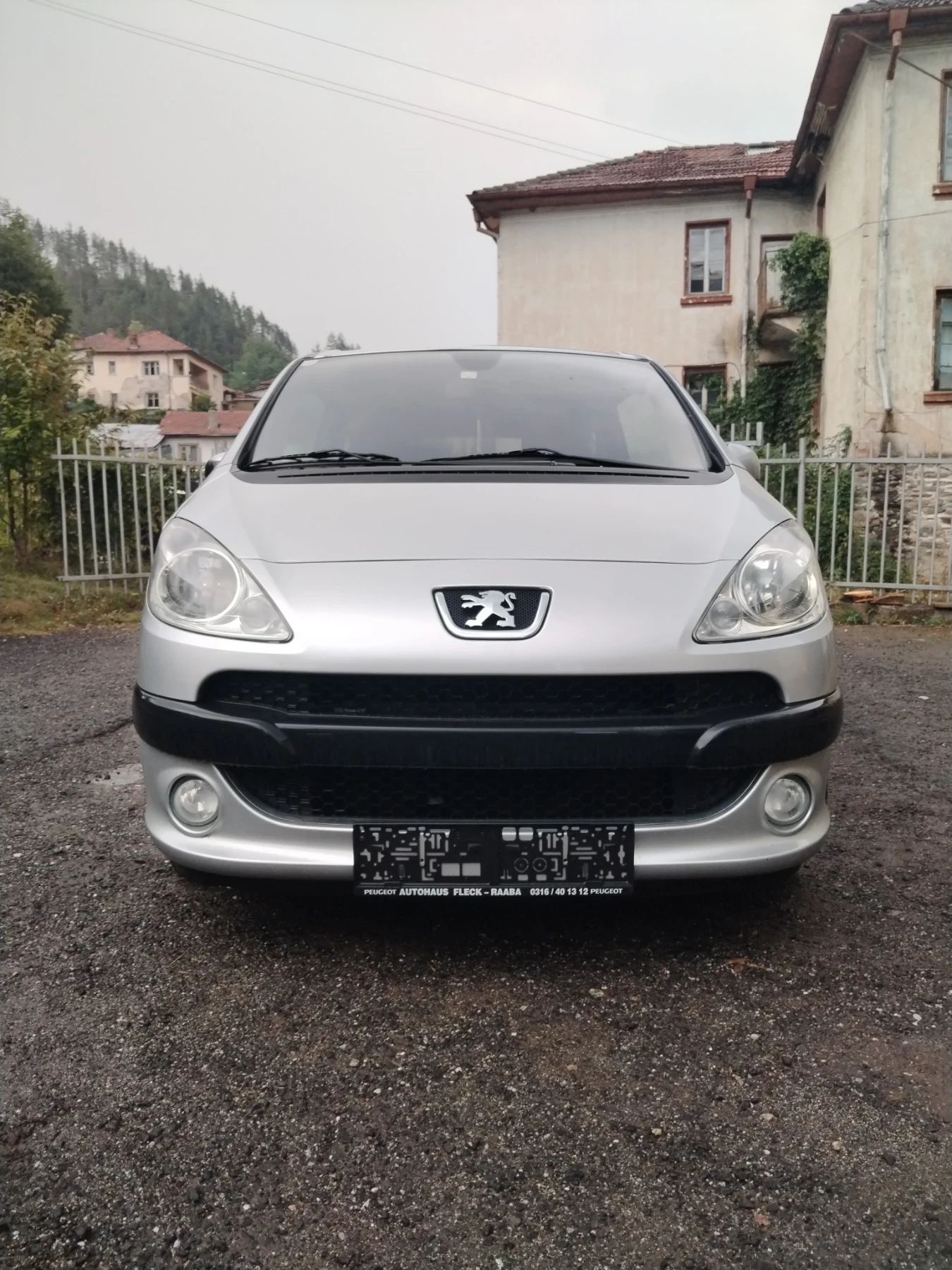 Peugeot 1007  - изображение 2