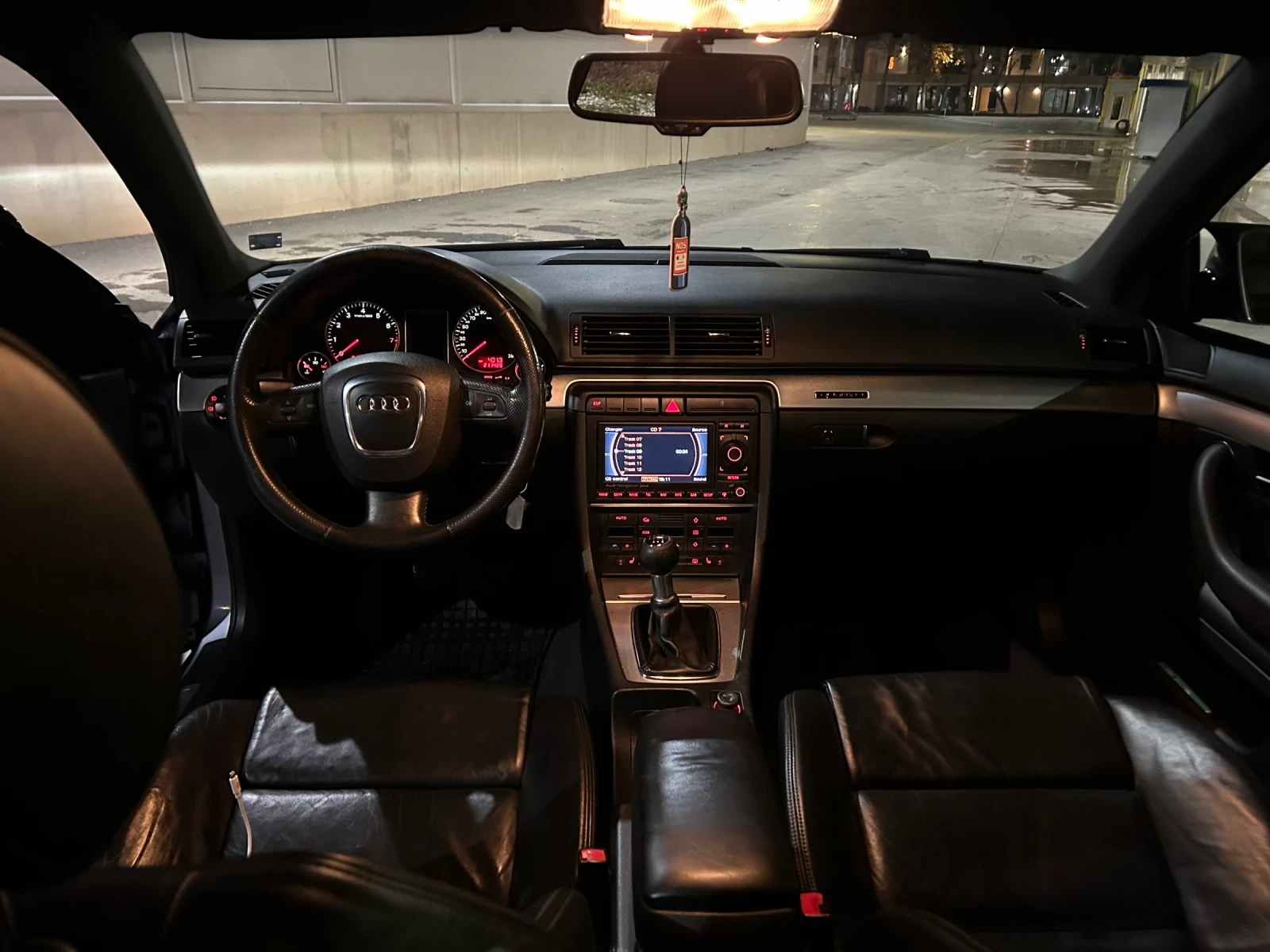 Audi A4 | Mobile.bg   10