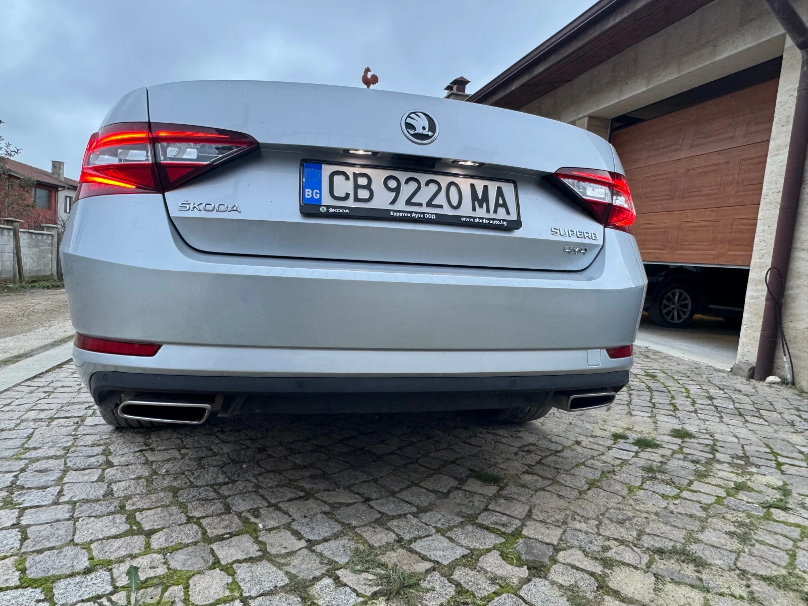 Skoda Superb 2.0 TSI 280 кс - изображение 4