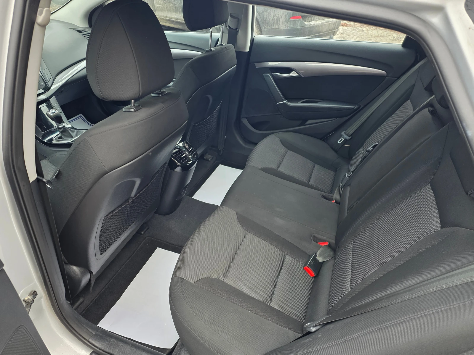 Hyundai I40 1.7 CRDI - изображение 10