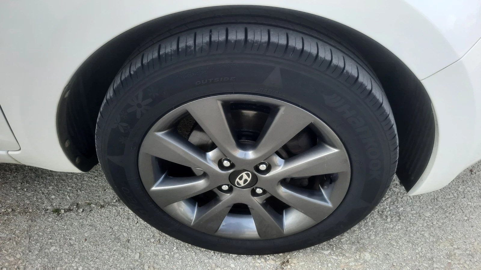 Hyundai I20 1.3i World cup, снимка 16 - Автомобили и джипове - 54259314