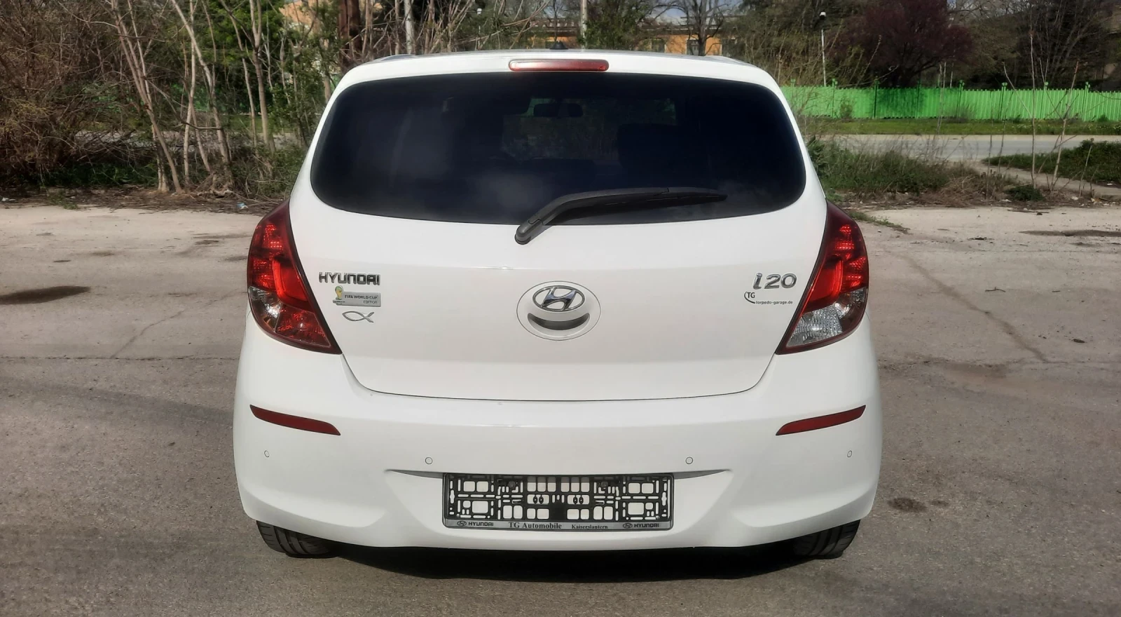 Hyundai I20 1.3i World cup, снимка 6 - Автомобили и джипове - 54259314