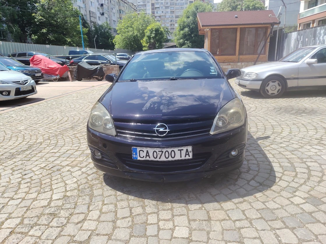 Opel Astra GTC 1.6