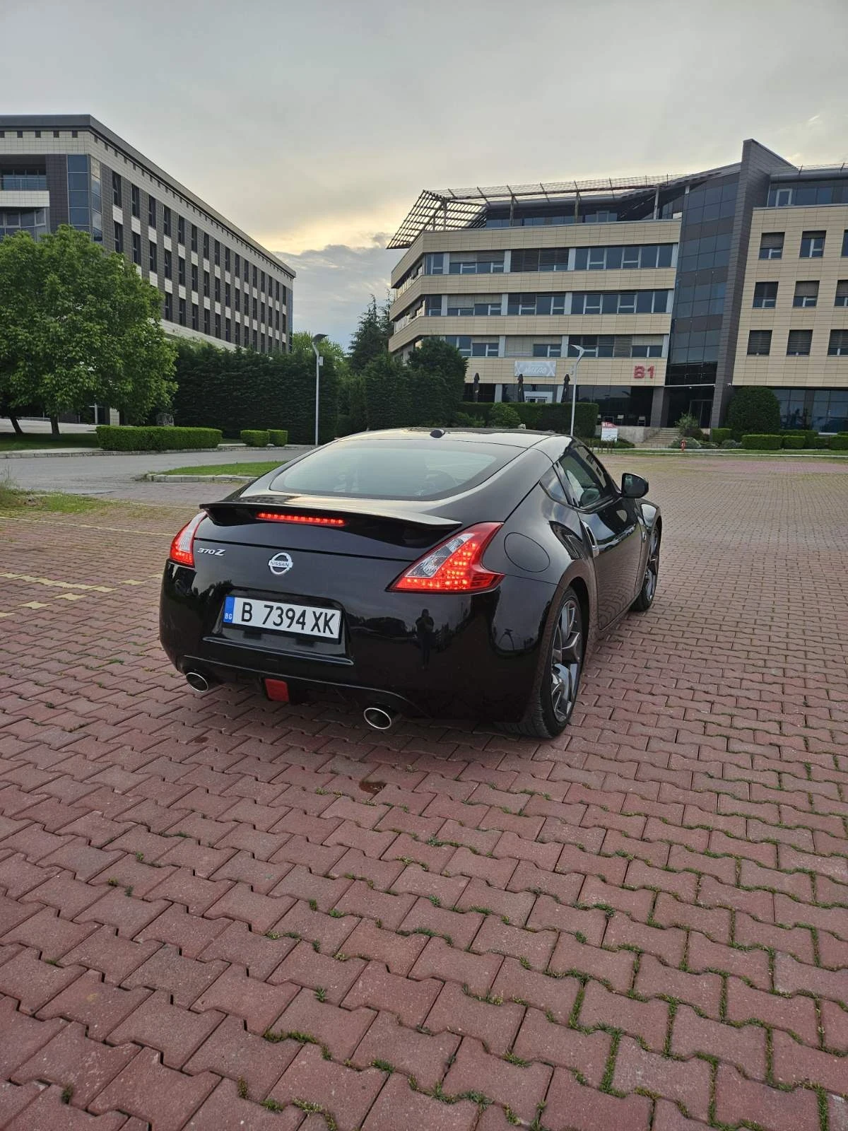 Nissan 370Z, снимка 8 - Автомобили и джипове - 54678822