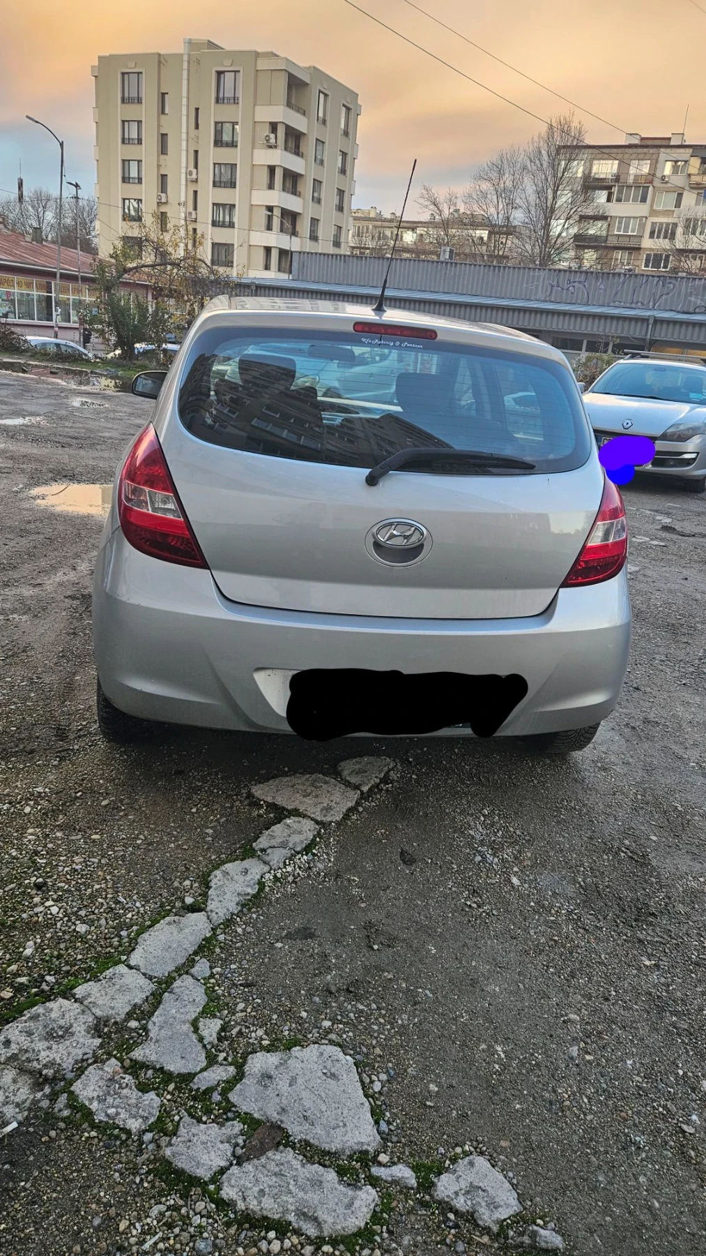 Hyundai I10, снимка 11 - Автомобили и джипове - 55046840