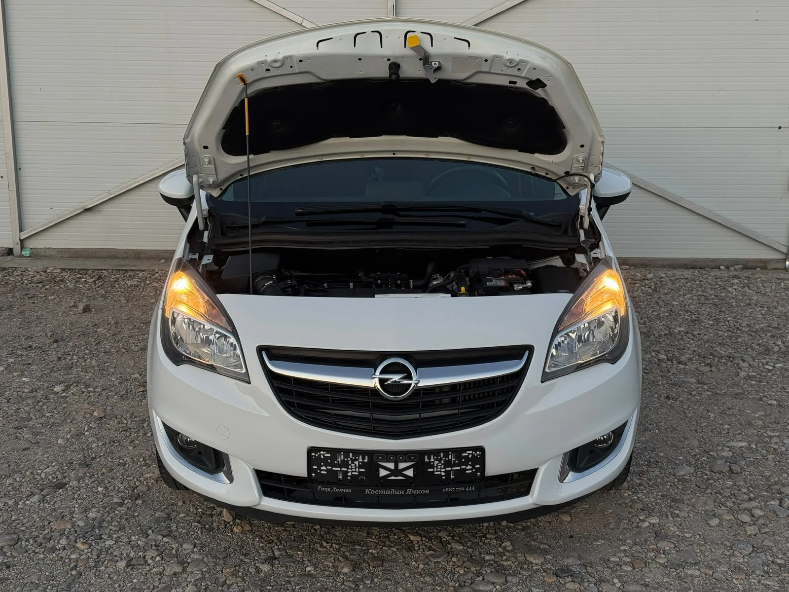 Opel Meriva 1.4i Газ/131000км/Климатик/Собствен лизинг, снимка 17 - Автомобили и джипове - 55241636