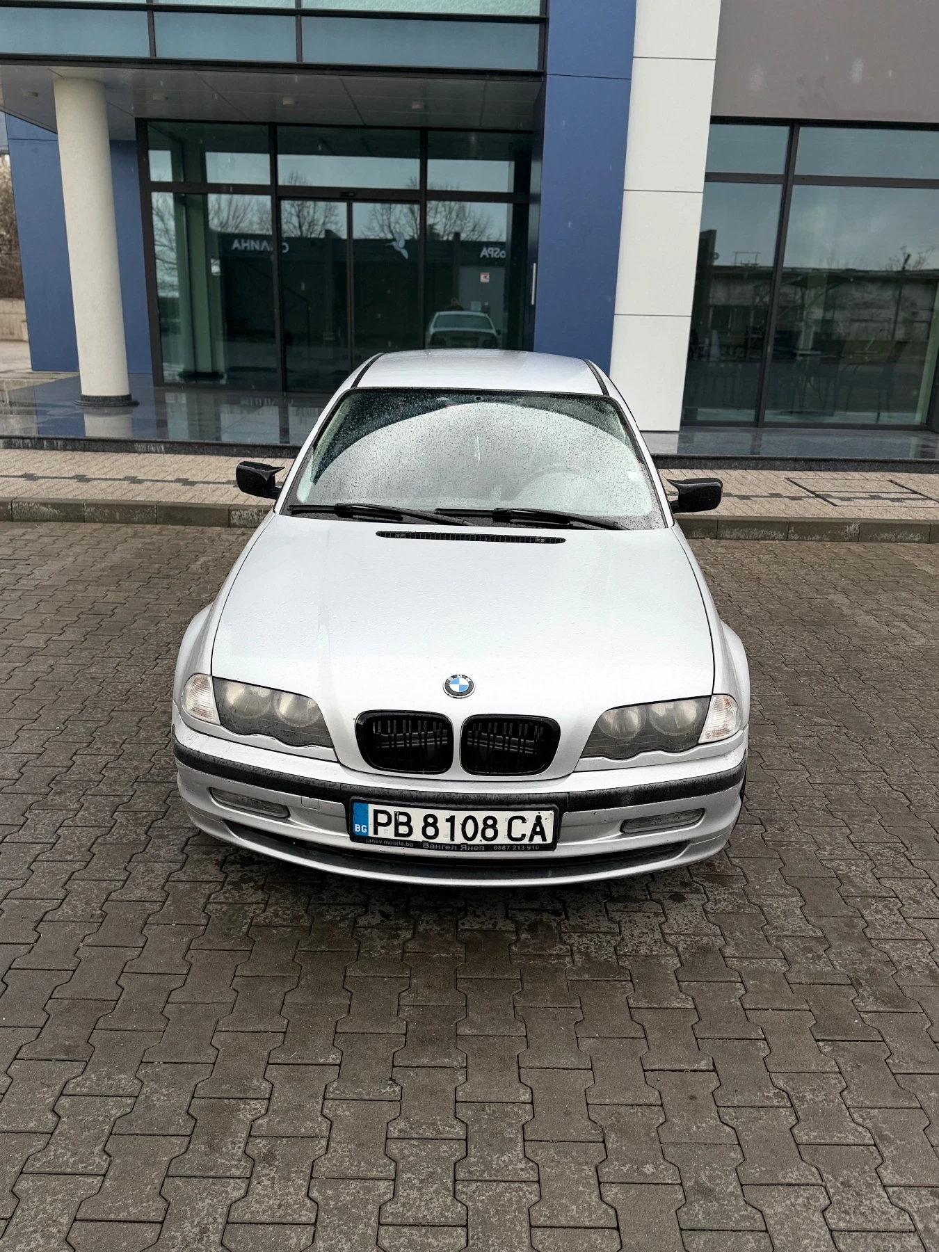 BMW 320, снимка 4 - Автомобили и джипове - 55643198