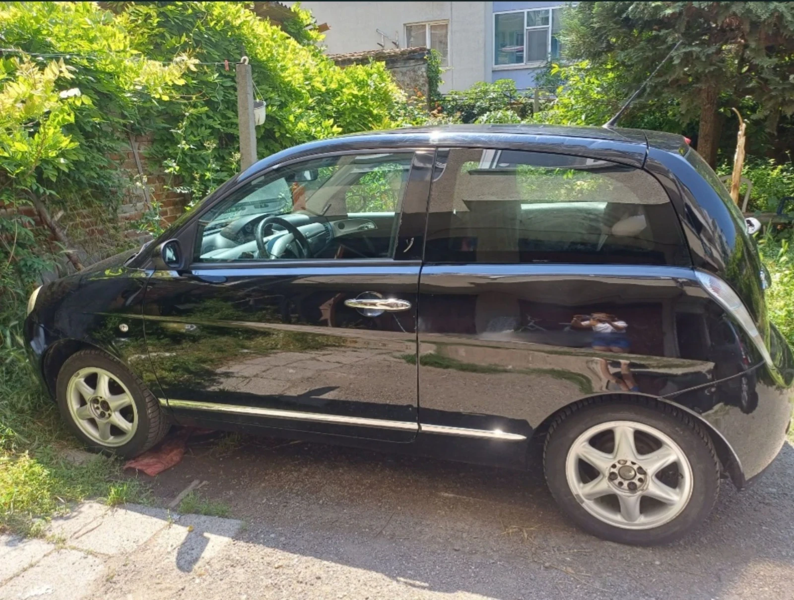 Lancia Ypsilon, снимка 2 - Автомобили и джипове - 56154001