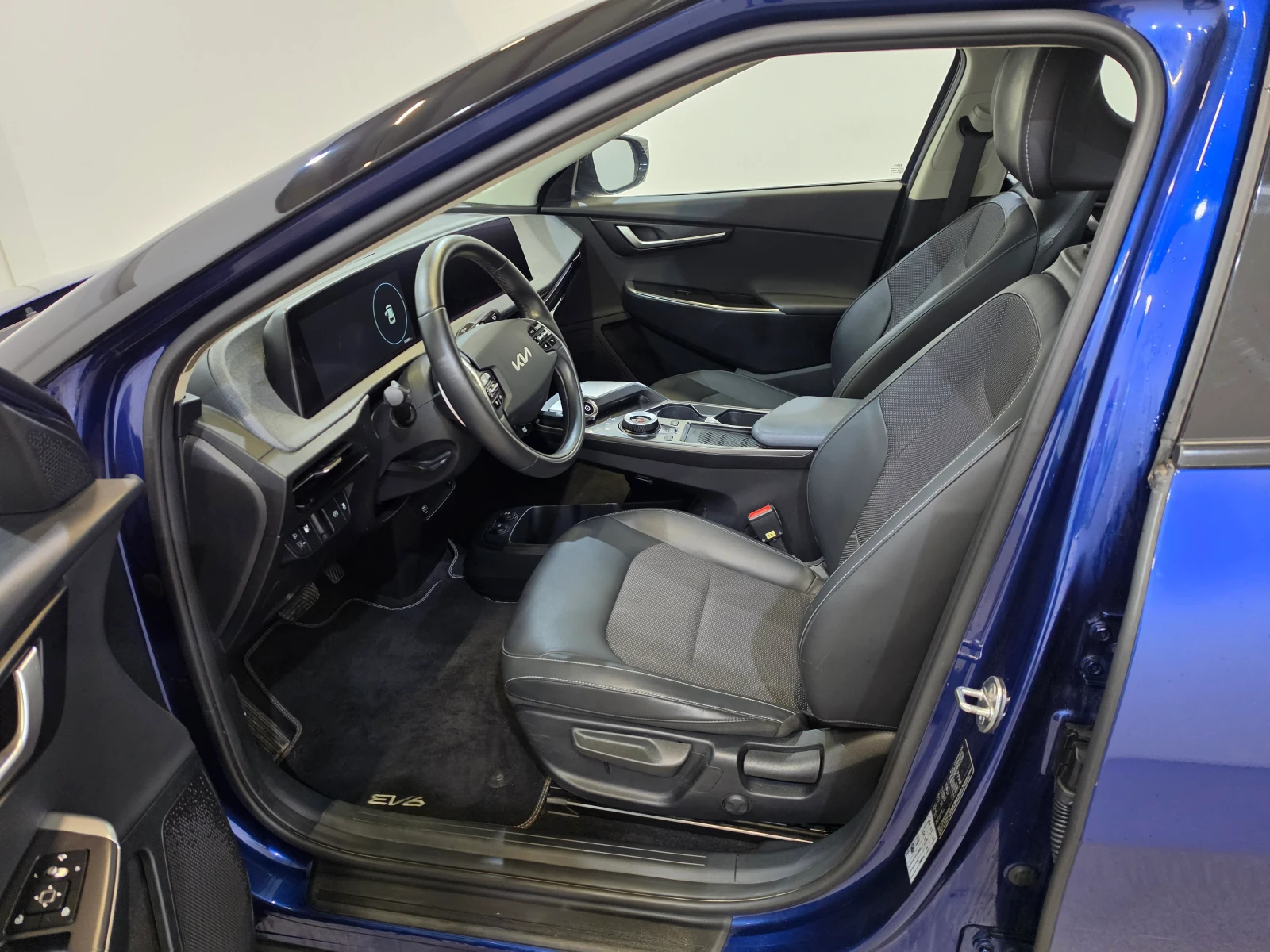 Kia EV6 77 kWh 325Hp 4WD | Mobile.bg � ����������� 14