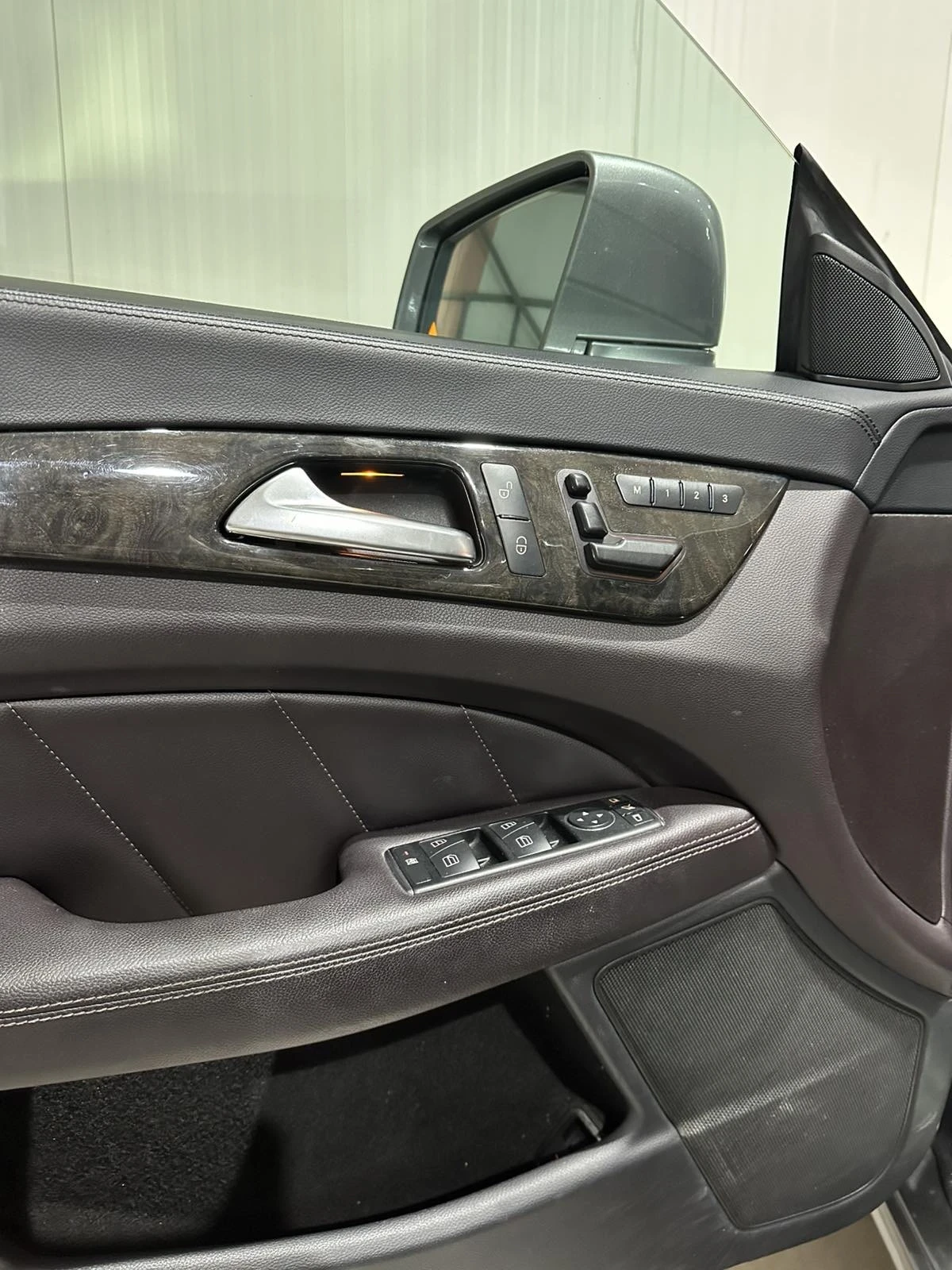 Mercedes-Benz CLS 350, снимка 8 - Автомобили и джипове - 56426257