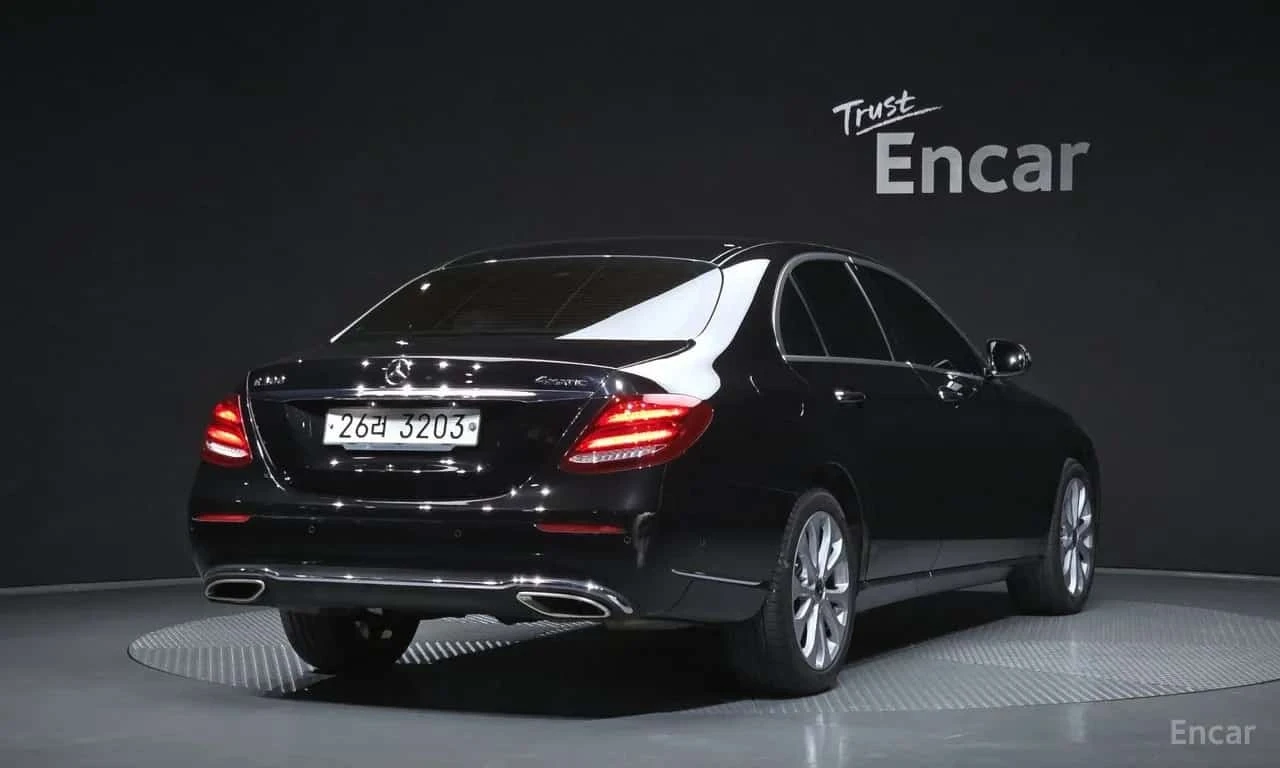 Mercedes-Benz E 300 * 4MATIC Exclusive * ������ ���� �� �������� | Mobile.bg � ����������� 2