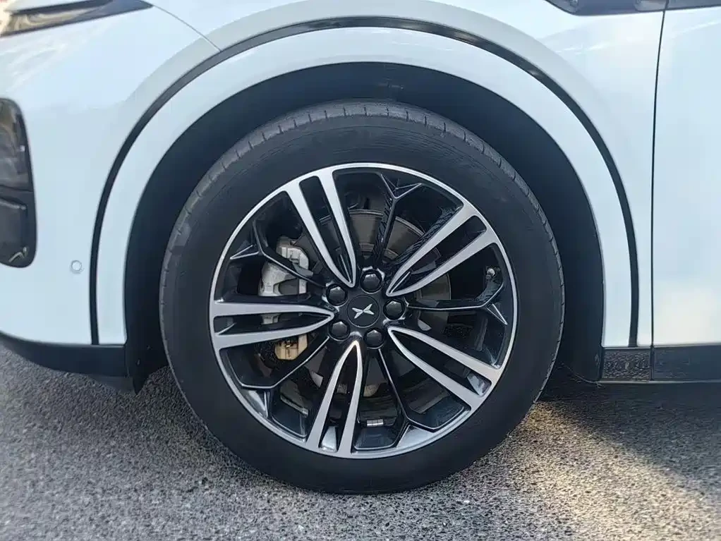 Xpeng G6 2023 580 Long Range Pro, снимка 7 - Автомобили и джипове - 56710970