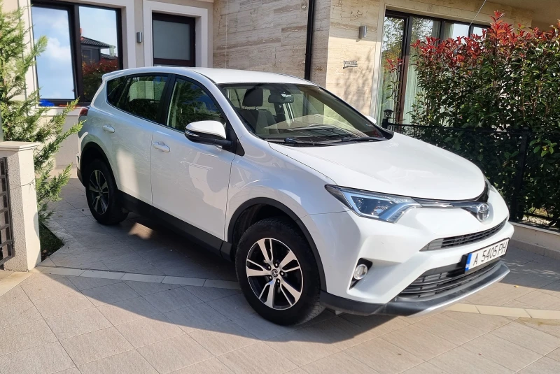 Toyota Rav4 2.0d, снимка 5 - Автомобили и джипове - 47698784