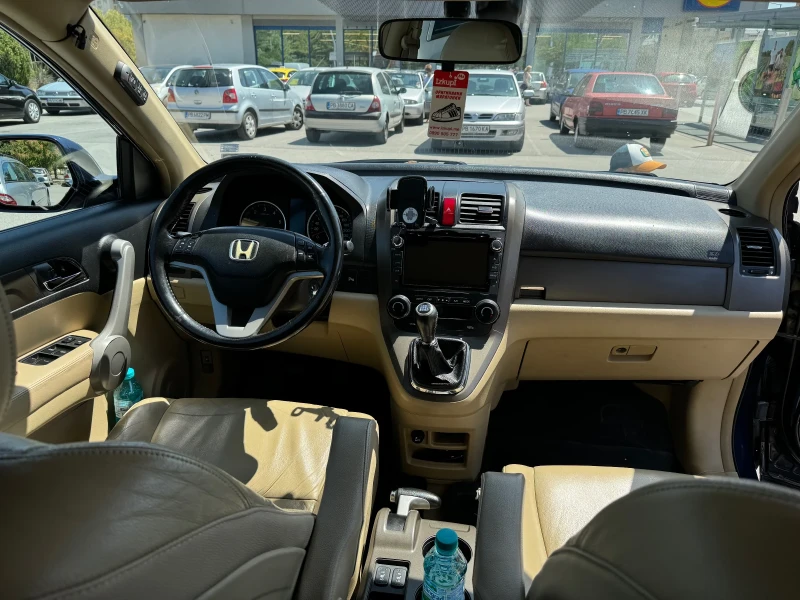 Honda Cr-v, снимка 8 - Автомобили и джипове - 48215519