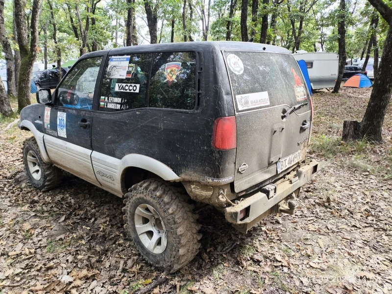 Nissan Terrano 2.7 TDI, снимка 4 - Автомобили и джипове - 49417024