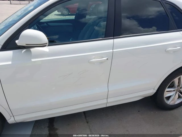 Audi Q3 2.0T SPORT PREMIUM - изображение 6