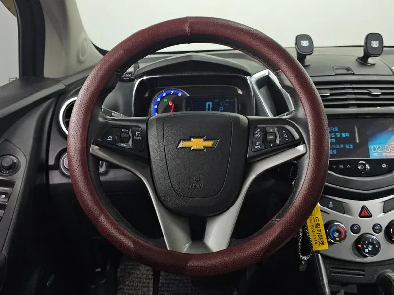 Chevrolet Trax 1.4, снимка 14 - Автомобили и джипове - 54330259