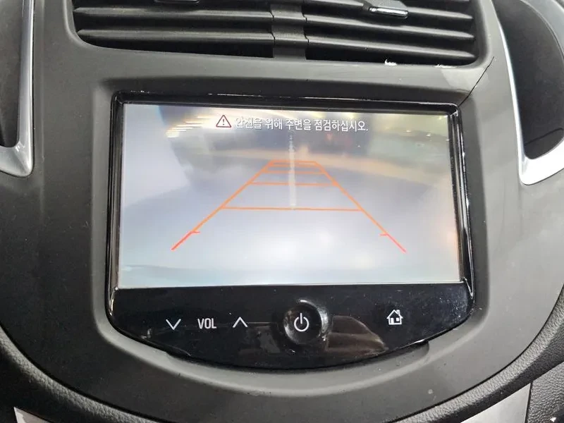 Chevrolet Trax 1.4, снимка 16 - Автомобили и джипове - 54330259