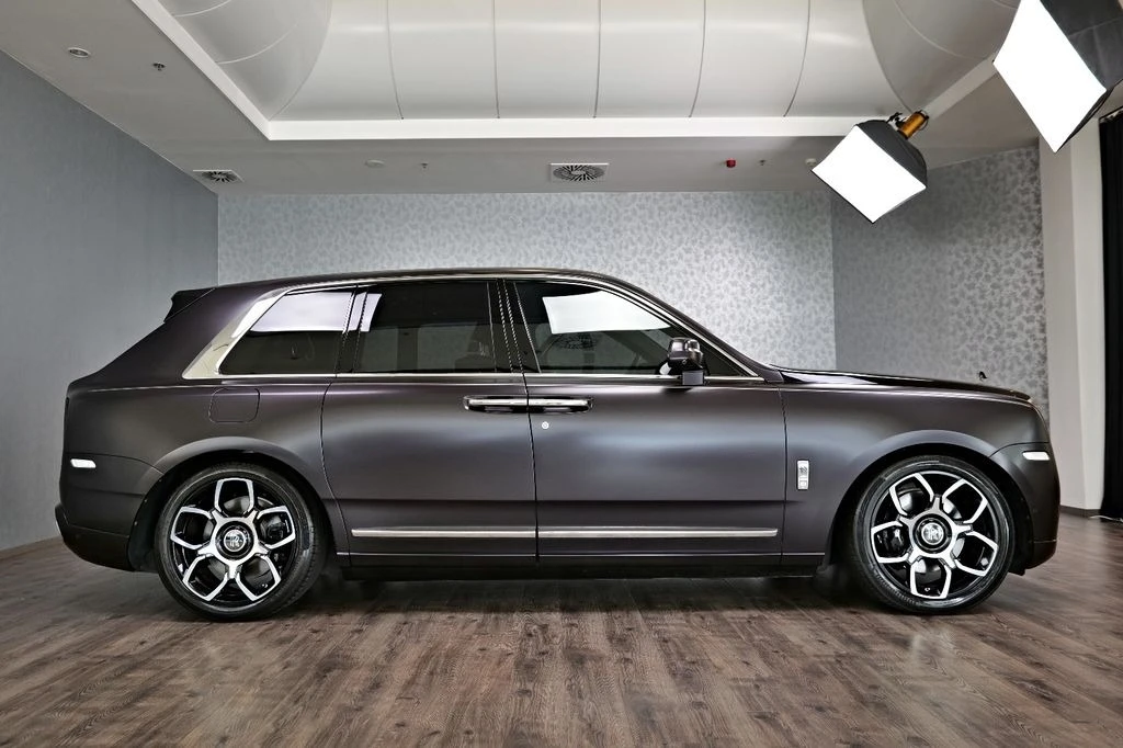 Rolls-Royce Cullinan Belladonna Purple металик  - изображение 6