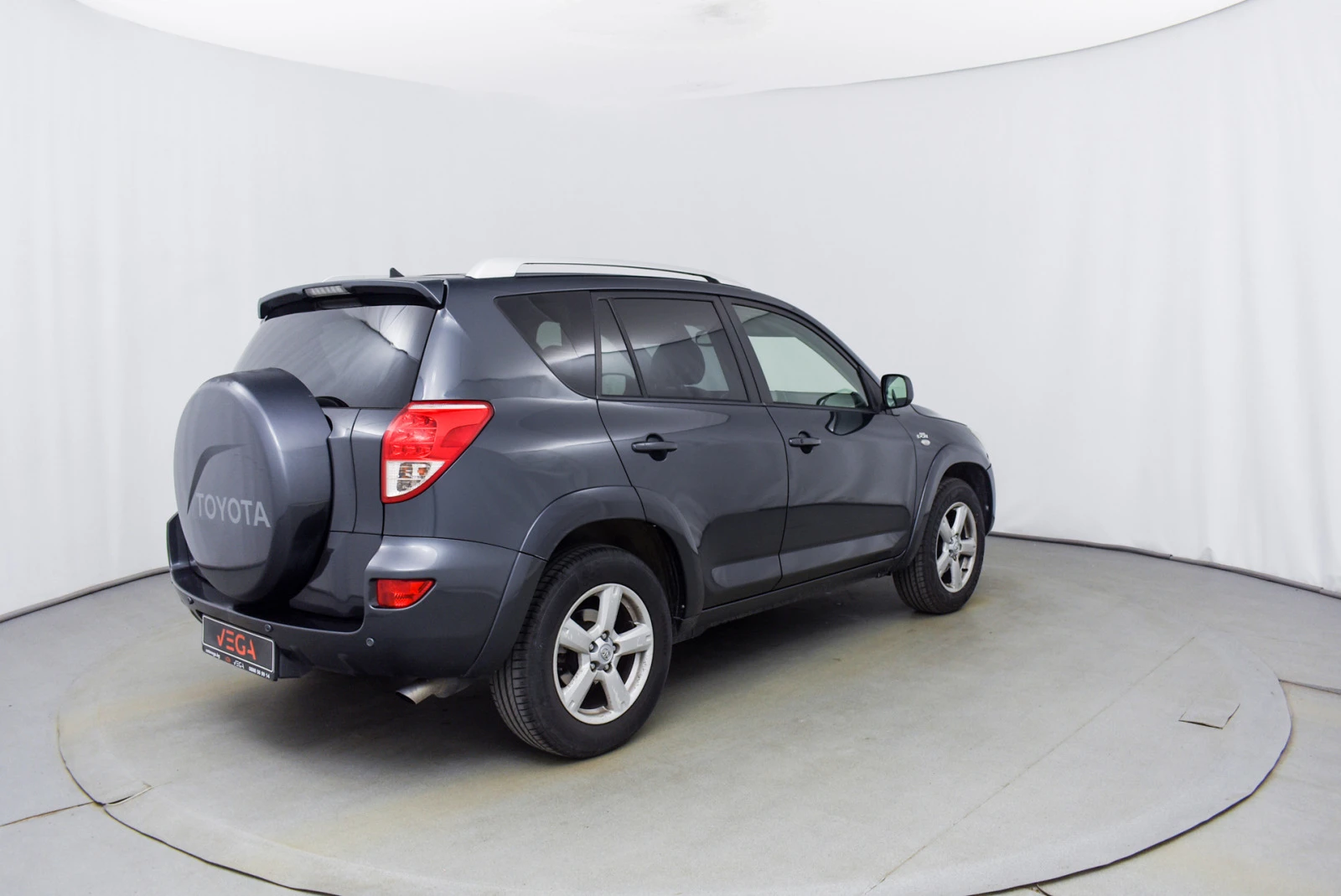 Toyota Rav4 2.2 D E4 - изображение 5