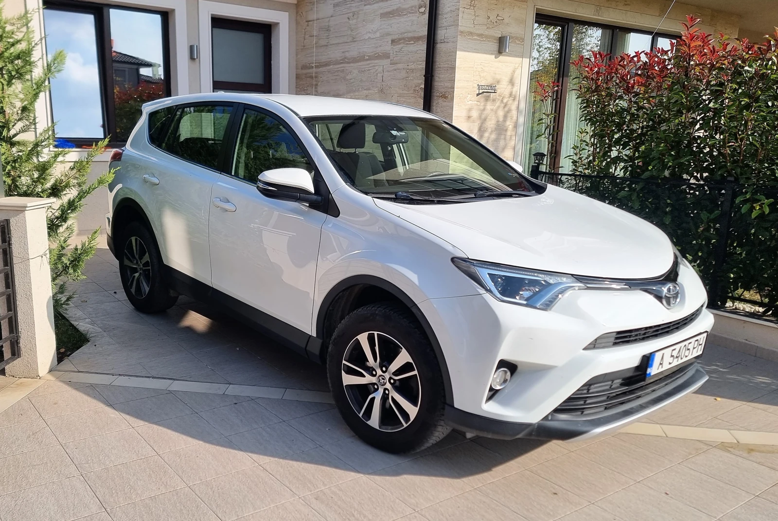 Toyota Rav4 2.0d - изображение 5